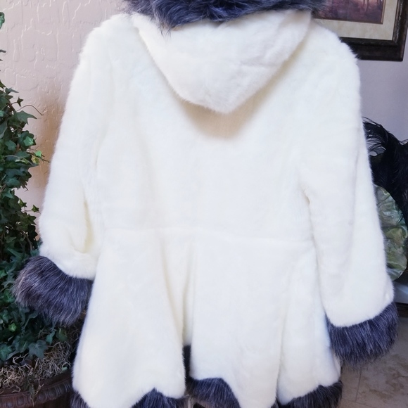 Faux Fur Jacket with Contrast Trim and Hood - Picture 2 of 4
